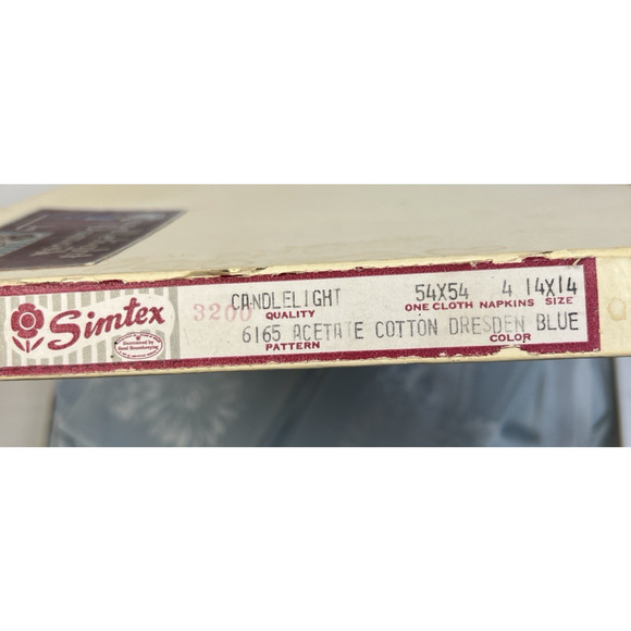 Candlelight Damask Tablecloth (54" x 54") and 4Napkins (14 x 14) Dresden Blue - Picture 4 of 10